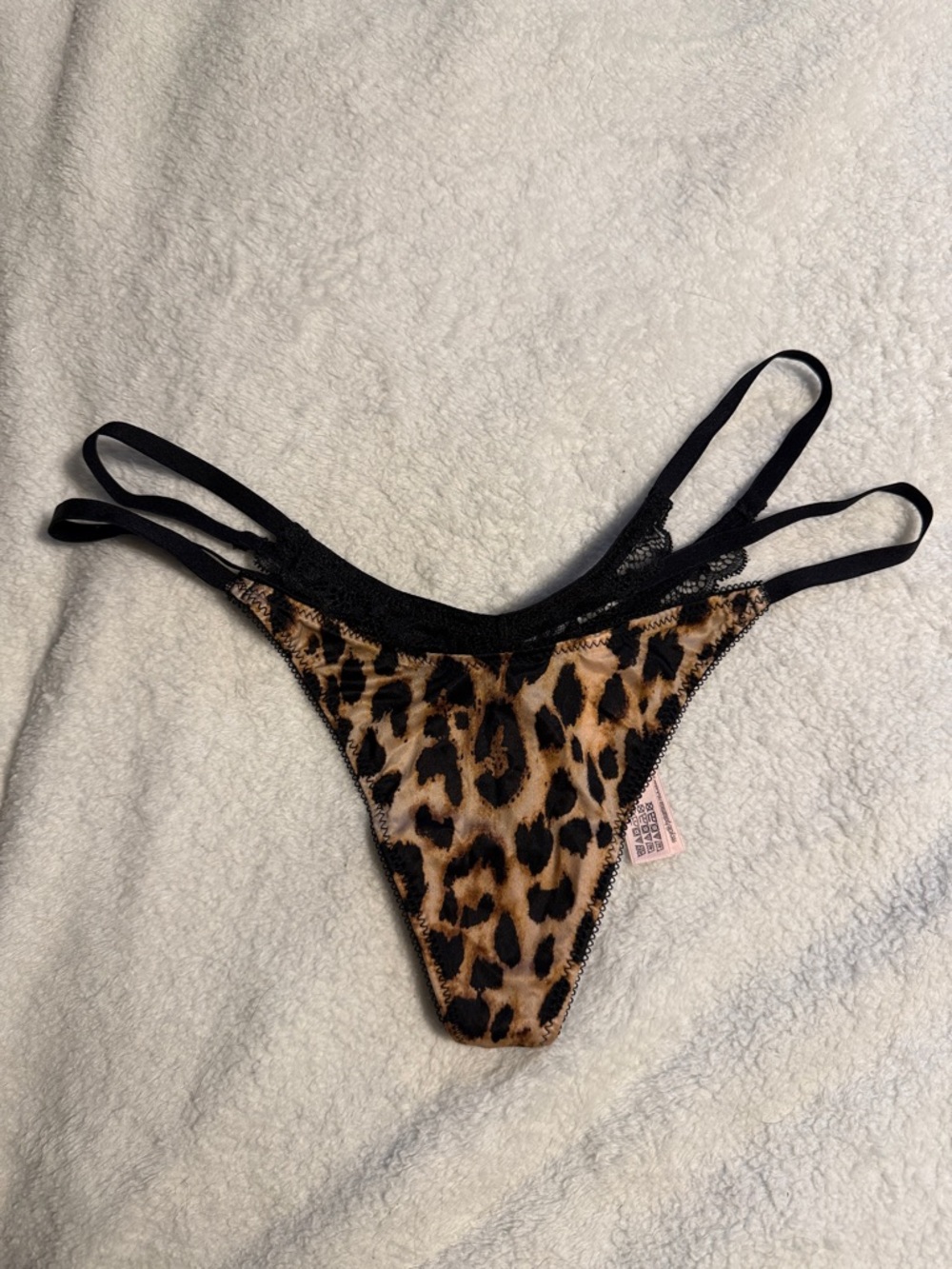 NWT Victorias Secret Very Sexy V String